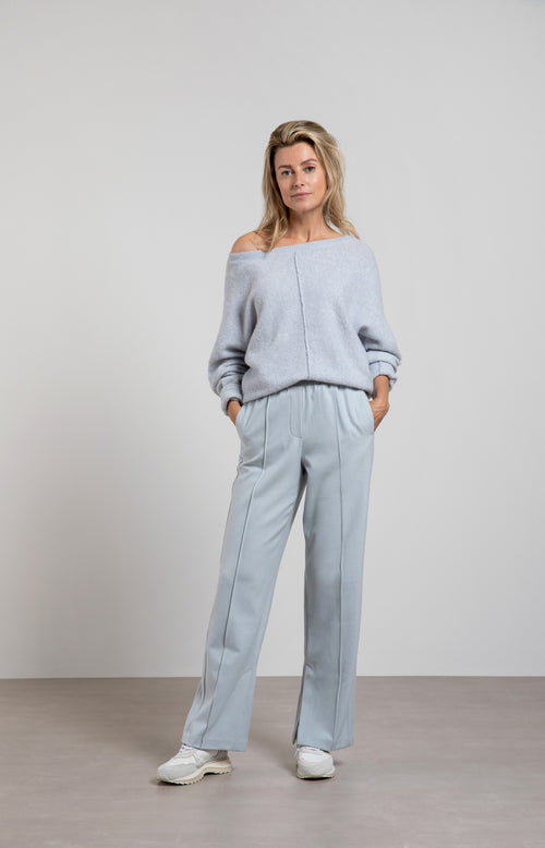 Zachte broek met wijde pijp, tailleband en naaddetail - Pearl Blue